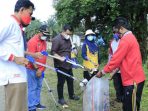 Bupati Sutan Riska Ikuti Aksi World Clean Up Day