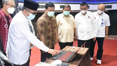 Wali Kota Hendri Septa membuka Pelatihan Peningkatan Sumber Daya Manusia (SDM) Bagi Anggota