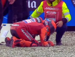 Awas! Marc Marquez Dua Kali Jatuh di Latihan MotoGP Belanda 2025, Assen Kacau