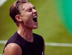 Petenis Remaja Justin Engel Melaju ke Perempat Final BOSS OPEN 2025, Publik Jerman Bergemuruh