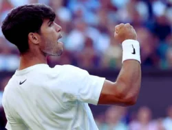 Carlos Alcaraz Melaju ke 16 Besar Wimbledon 2025 Usai Diuji Struff, Selanjutnya Hadapi Rublev