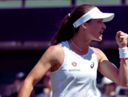 Zeynep Sonmez Ukir Sejarah di Wimbledon, Jadi Petenis Turki Pertama Tembus Babak Ketiga Grand Slam