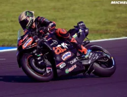 Drama Misano: Bezzecchi Menangi Sprint MotoGP San Marino 2025, Marc Marquez Crash