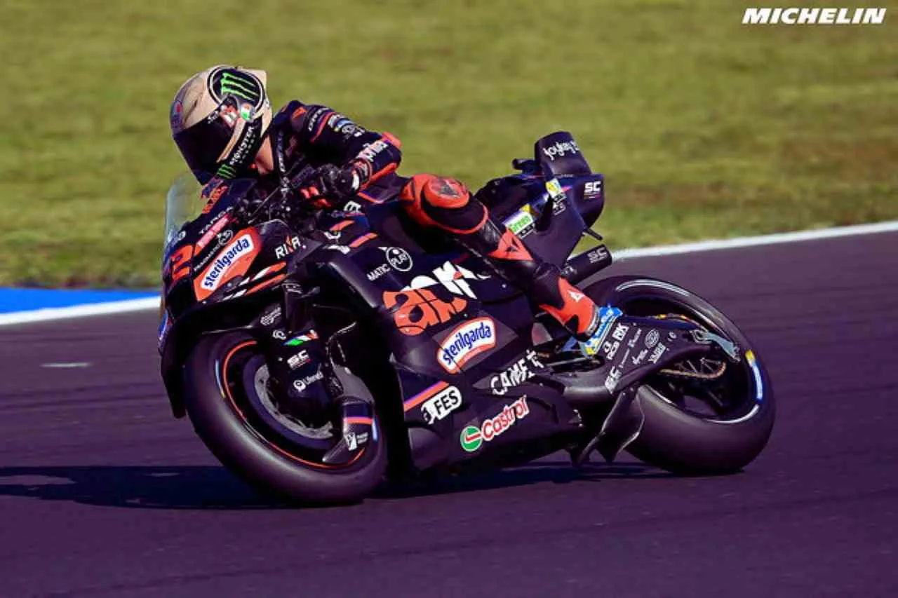Drama Misano Bezzecchi Menangi Sprint MotoGP San Marino 2025, Marc Marquez Crash