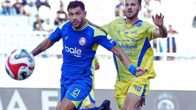 Hasil Arema FC vs Persib: Maung Bandung Menang 2-1 Meski Bermain dengan 10 Pemain