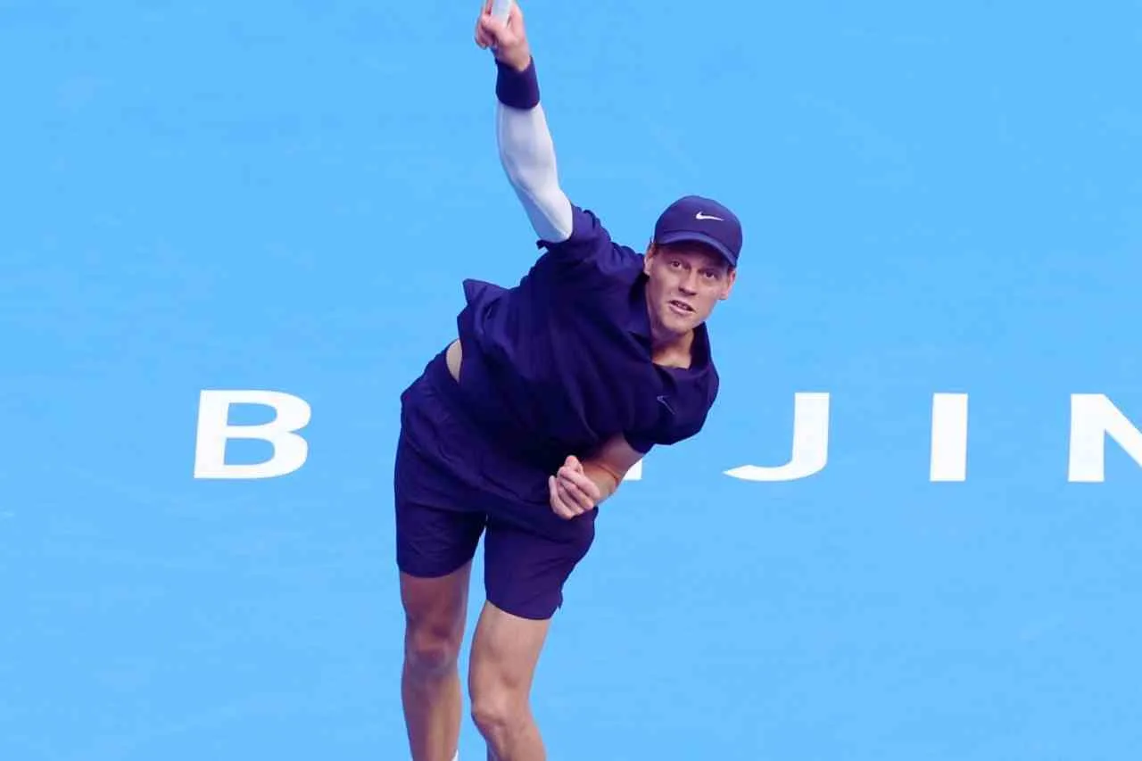Jannik Sinner Kembali Bungkam De Minaur, Lolos ke Final ATP China Open 2025