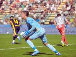 Jelang Kualifikasi Piala Dunia 2026, Dua Kiper Andalan Timnas Indonesia Cedera, Ini Opsi Alternatifnya!