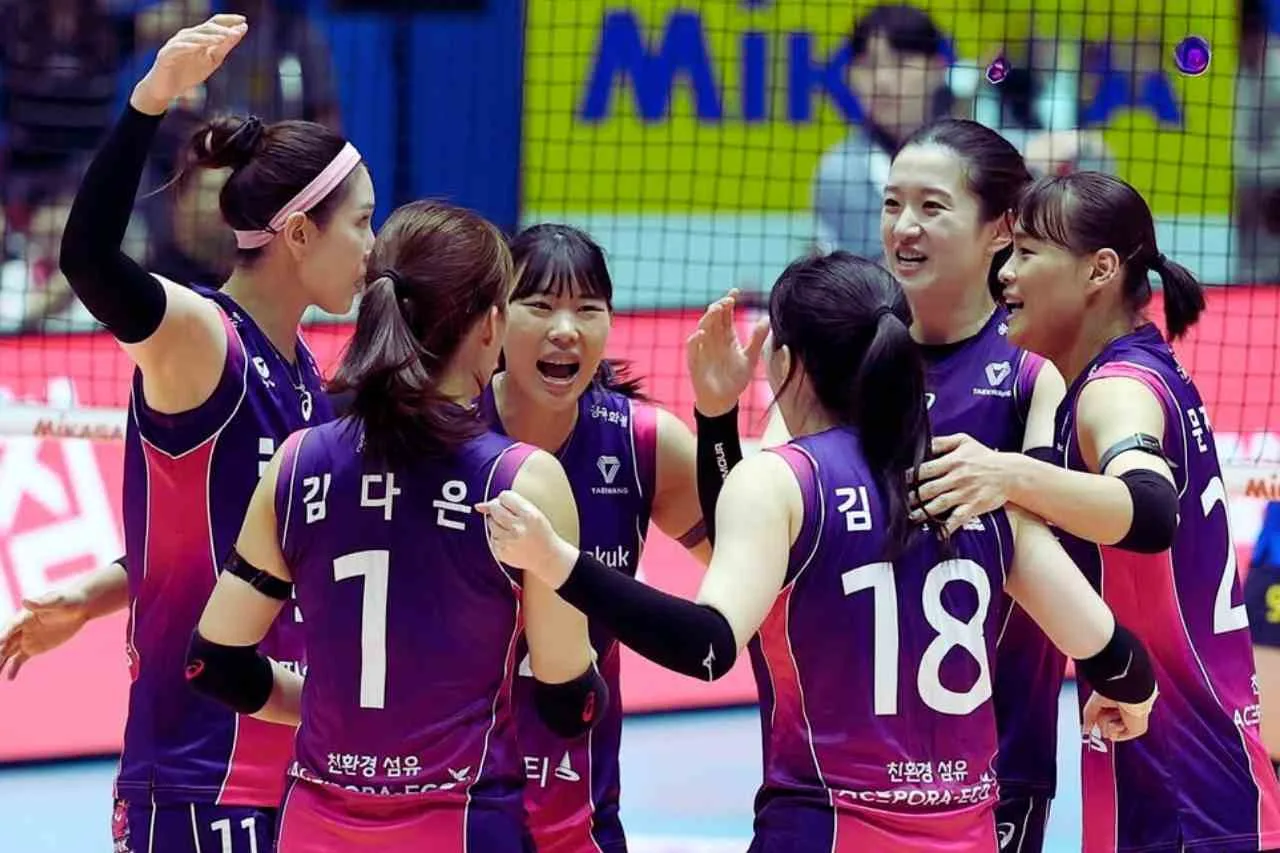 Jung Yoon-joo Bawa Heungkuk Pink Spiders Bangkit, Pecahkan Kebuntuan di KOVO Cup 2025