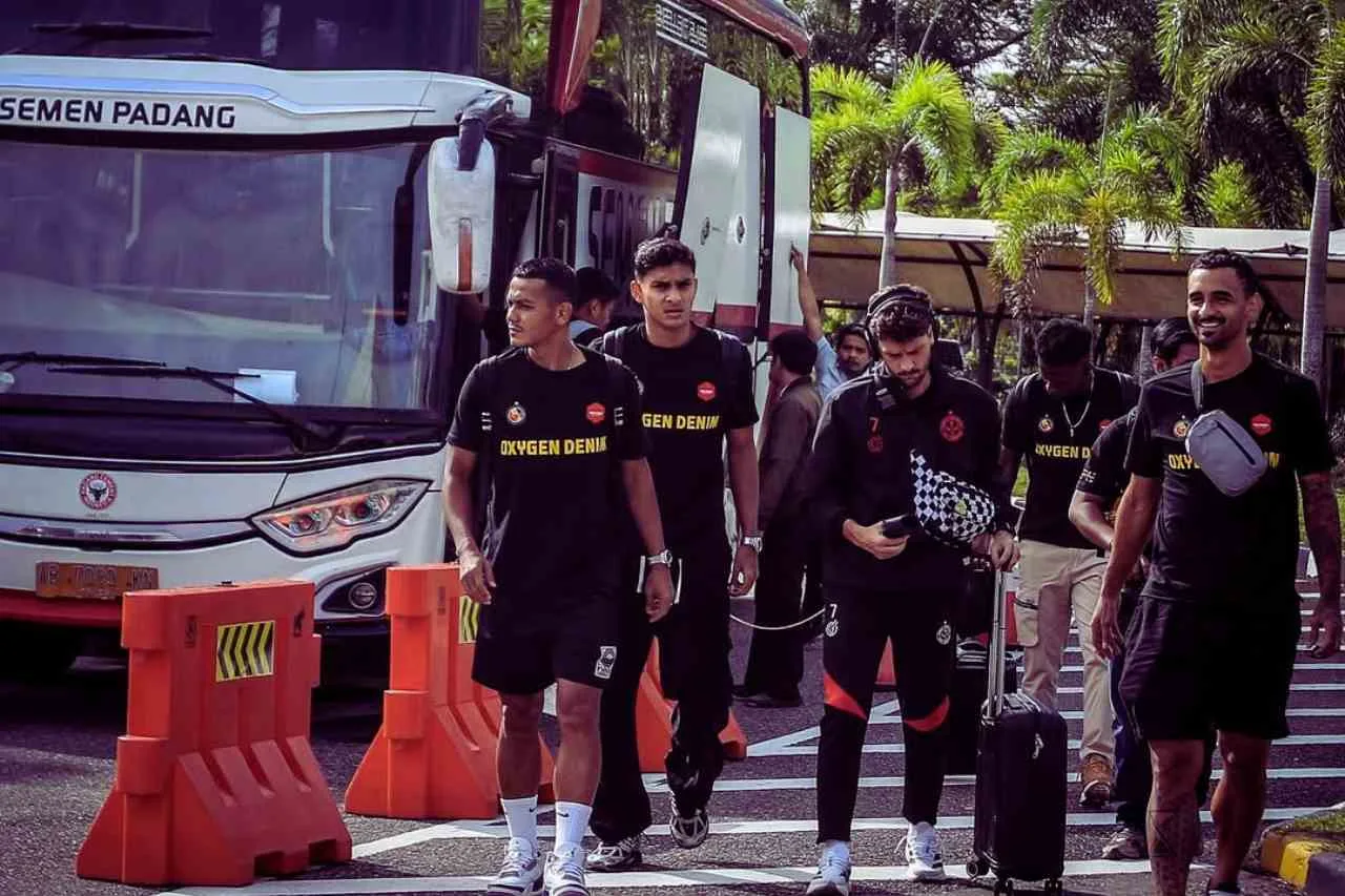 Laga Pekan Ke-6, Semen Padang FC vs Persebaya Kabau Sirah Bawa 22 Pemain untuk Duel Krusial