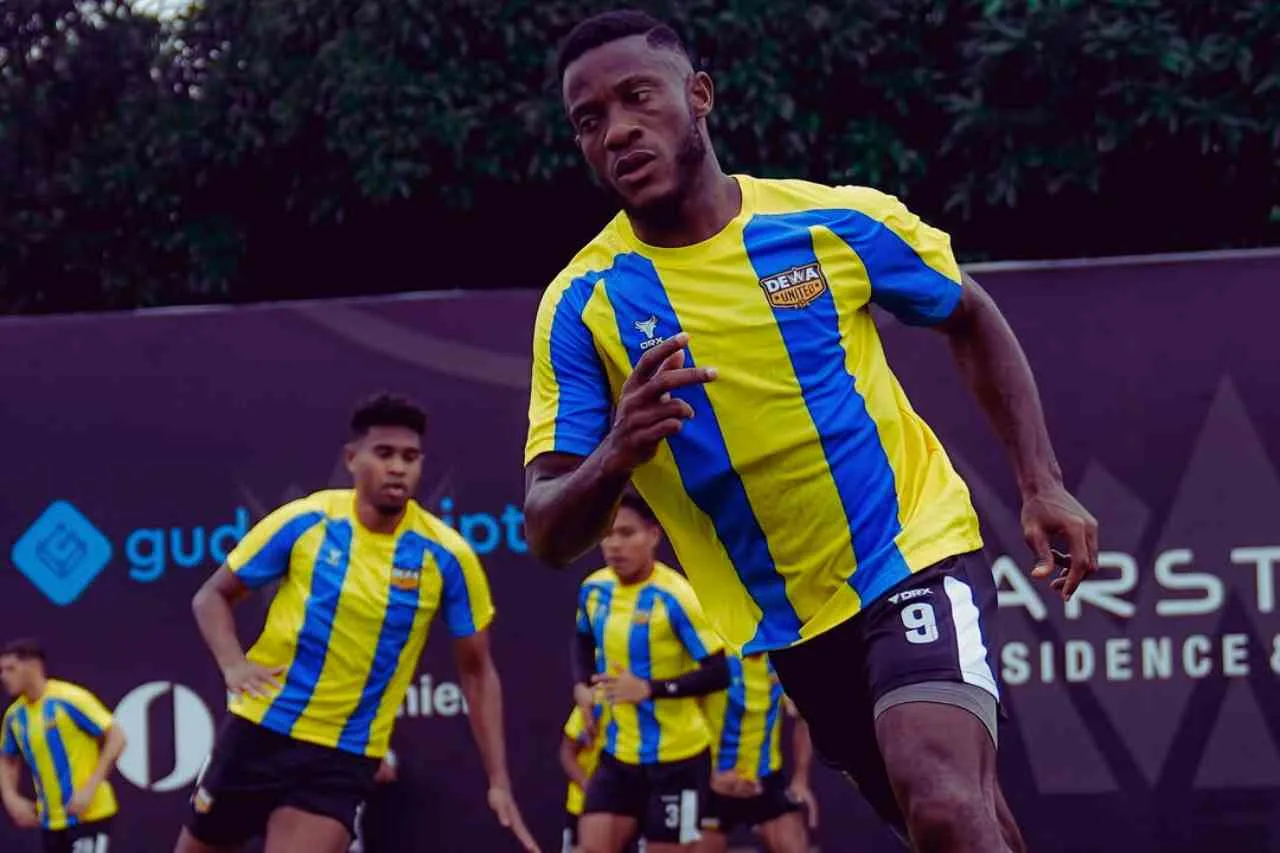 Prediksi Laga Dewa United Vs PSBS Biak Alex Martins Siap Bikin Badai Pacu Gol