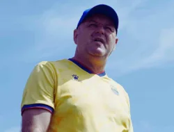 Taktik Jitu Bojan Hodak Bawa Persib Menang Atas Arema di BRI Super League 2025/26