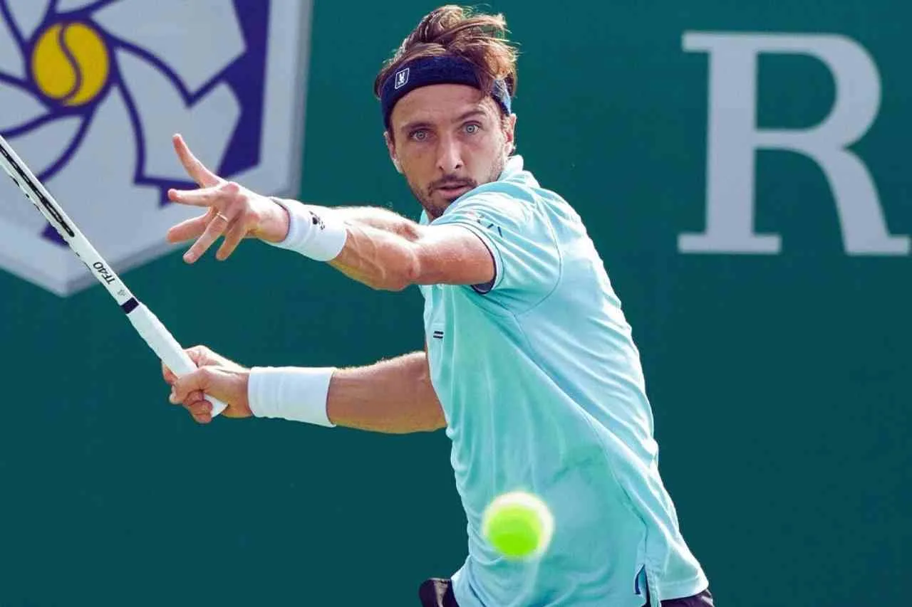 Alexander Zverev Terhenti di ATP Shanghai Masters 2025, Arthur Rinderknech Lanjutkan Kejutan