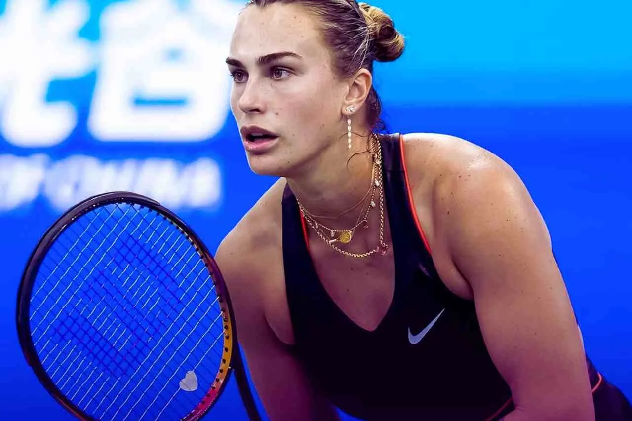Aryna Sabalenka Kalahkan Sramkova di Wuhan Open 2025, Perpanjang Rekor Tak Terkalahkan di Turnamen Ini
