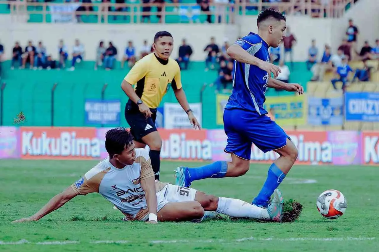 Brace Nermin Haljeta Bawa PSIM Yogyakarta Tundukkan Dewa United Banten FC di Kandang