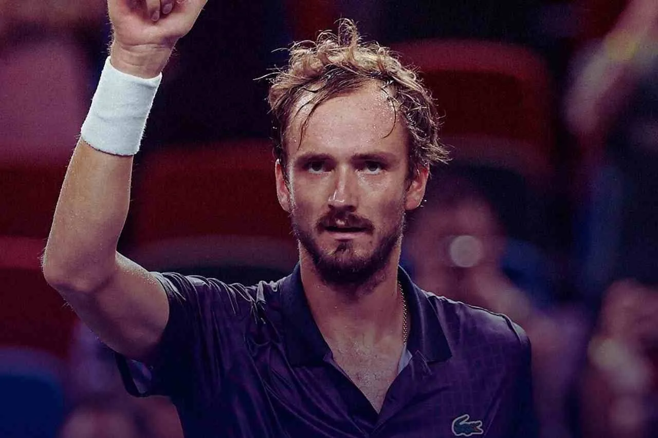 Daftar Petenis Lolos Perempat Final ATP Shanghai Masters 2025 Medvedev Masih Tangguh, De Minaur Melaju Pasti