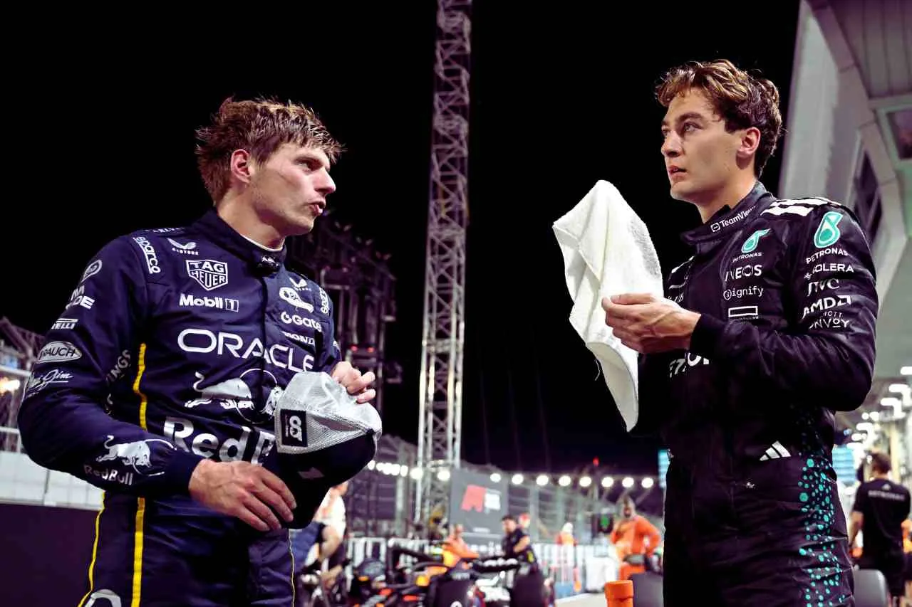 George Russell Rebut Pole di Formula 1 GP Singapura 2025, Inilah Starting Grid Race di Marina Bay