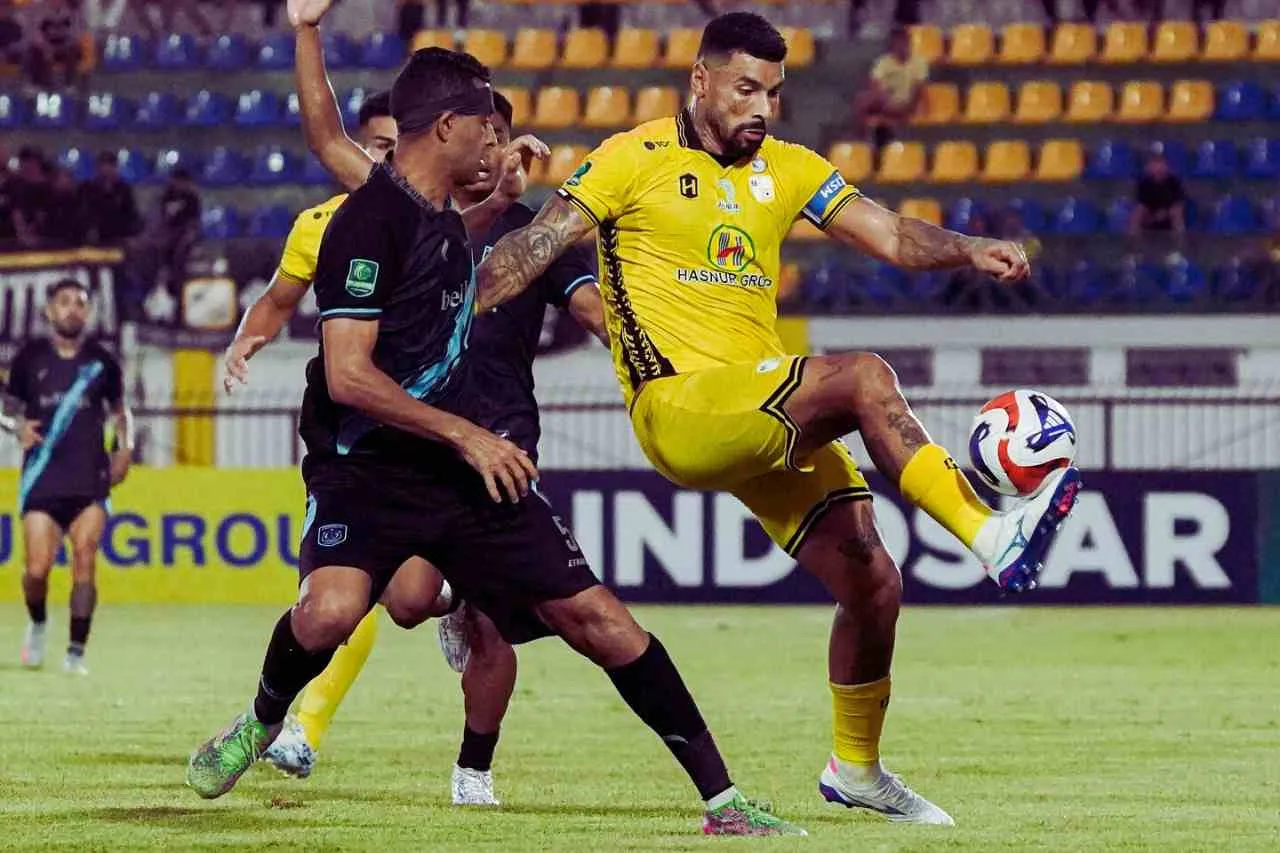 Hasil Lengkap Liga 2 Pegadaian Championship 2025, Sabtu 18 Oktober Persela Taklukkan Barito, Garudayaksa Kokoh di Puncak