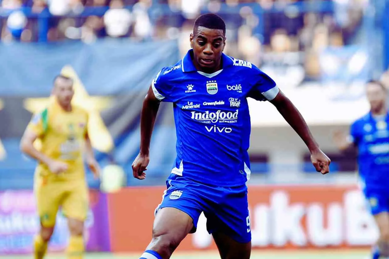 Jadwal Lengkap Persib Bandung di BRI Super League 20252026 Target Kembali ke Puncak Klasemen