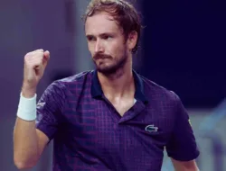 Jadwal Semifinal ATP Shanghai Open Hari Ini, Sabtu 11 Oktober: Medvedev Bisa Bersua Djokovic di Final