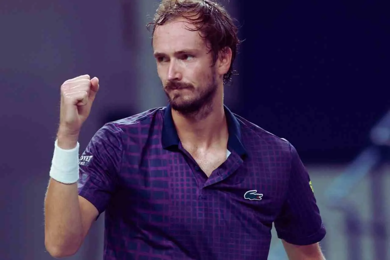 Jadwal Semifinal ATP Shanghai Open Hari Ini, Sabtu 11 Oktober Medvedev Bisa Bersua Djokovic di Final