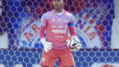 Teja Paku Alam, Penjaga Gawang Kepercayaan Persib Sejak Awal Musim