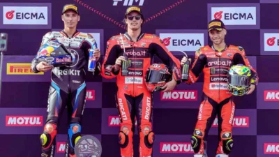 Toprak Razgatlioglu Kokoh di Puncak Klasemen WorldSBK 2025 Usai Duel Panas di Estoril