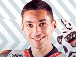 Toprak Razgatlioglu Tumbangkan Bulega di Race 1 WorldSBK yang Diwarnai Red Flag