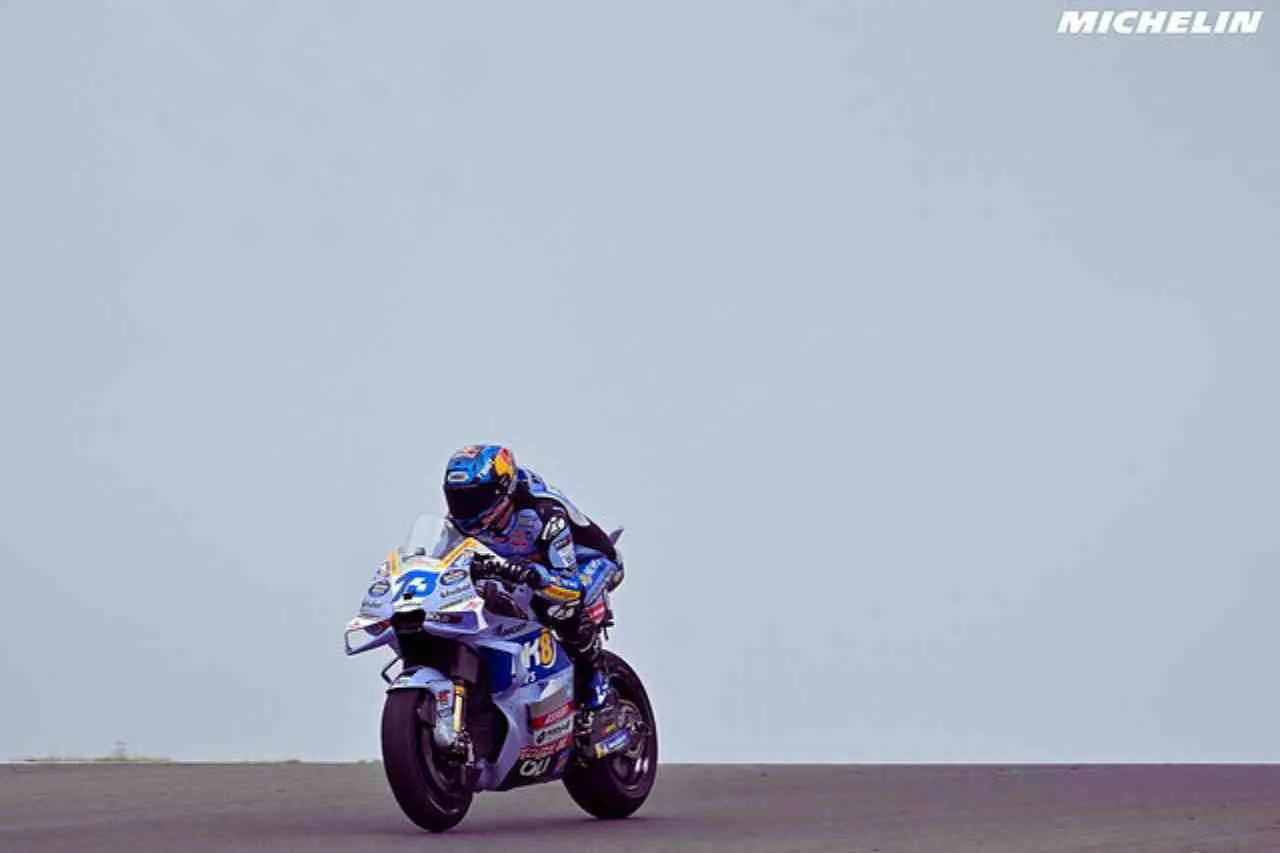0,120 Detik yang Menentukan! Alex Marquez Rebut Kemenangan Epik di Sprint Race MotoGP Portugal 2025