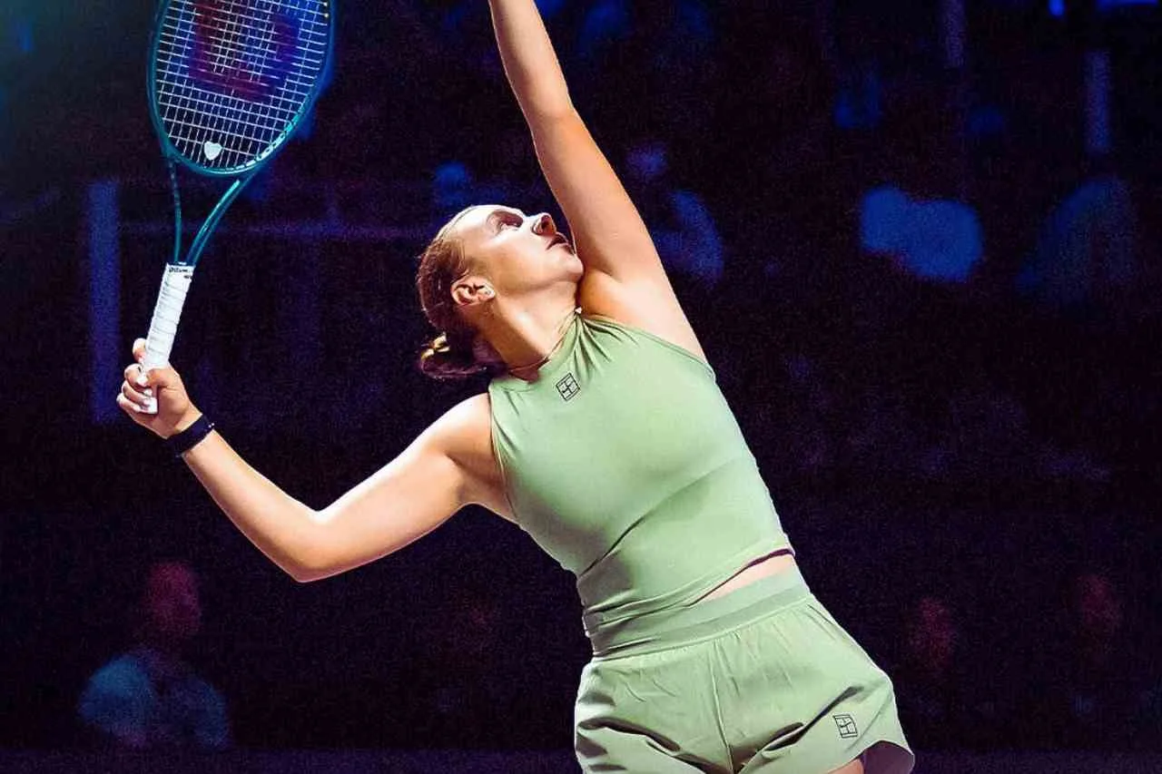 Amanda Anisimova Tumbangkan Madison Keys, Tantang Iga Swiatek demi Tiket Semifinal WTA Finals 2025