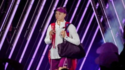 Elena Rybakina Sapu Bersih Fase Grup WTA Finals 2025 Usai Kalahkan Alexandrova