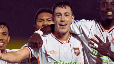 Hasil BRI Super League 2025 Malam Ini: Mariano Peralta Bawa Borneo FC Ke Puncak Klasemen, SPFC Terpuruk