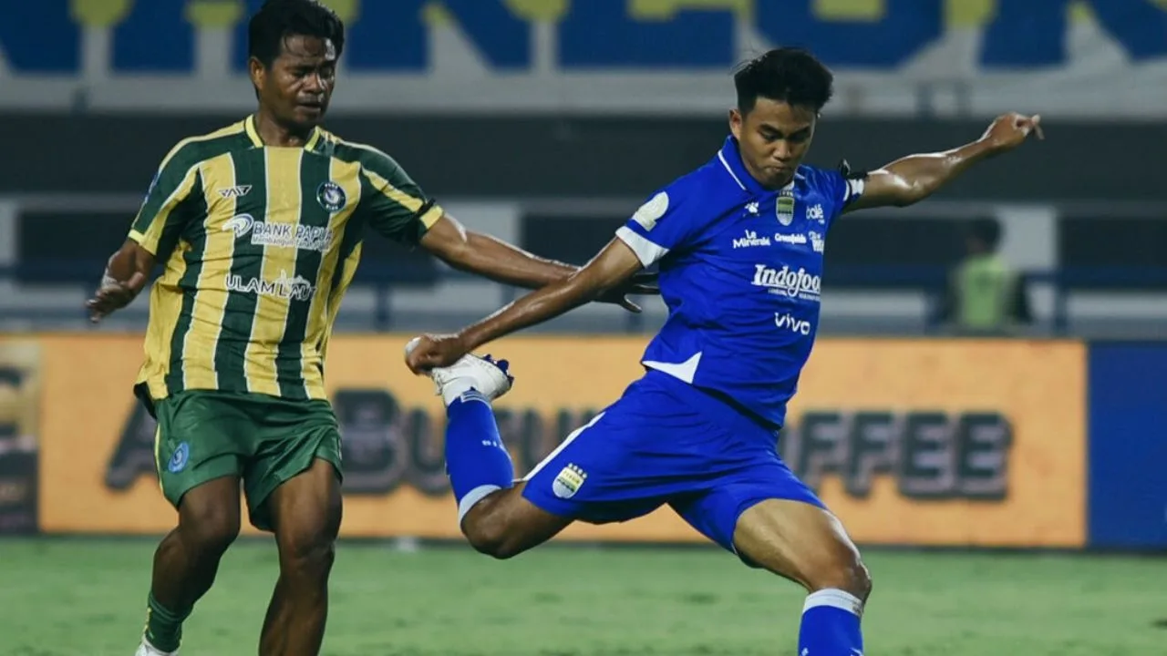 Bojan Hodak Pasang Kuda-Kuda, Persib Bandung Waspadai Persis yang Bangkit Diam-Diam