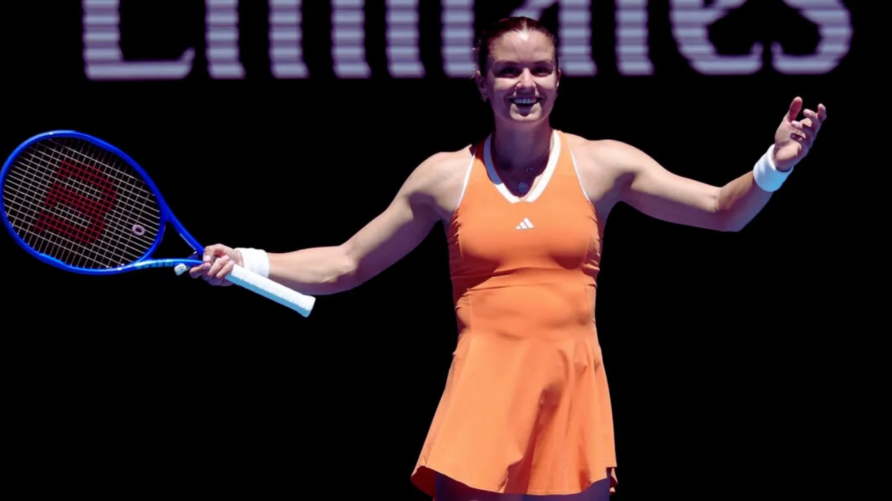 Grand Slam Australia Terbuka 2026 - Maria Sakkari Menang Dua Set Langsung Atas Leolia Jeanjean, Hadirkan Momen Ajaib di Babak Pertama