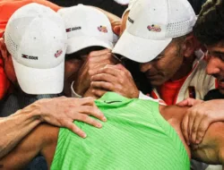 Hampir Menyerah karena Kram, Alcaraz Bongkar Laga Paling Berat Lawan Zverev di Semifinal Australian Open 2026