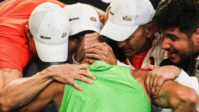 Hampir Menyerah karena Kram, Alcaraz Bongkar Laga Paling Berat Lawan Zverev di Semifinal Australian Open 2026