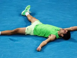 Laga Terpanjang Sepanjang Sejarah! Alcaraz Singkirkan Zverev dan Melaju ke Final Australian Open 2026