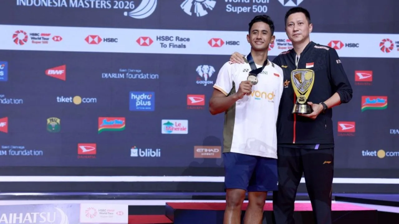 Prestasi Bersejarah! Alwi Farhan Sebut Termotivasi Atmosfer Istora GBK Usai Juara Daihatsu Indonesia Masters 2026