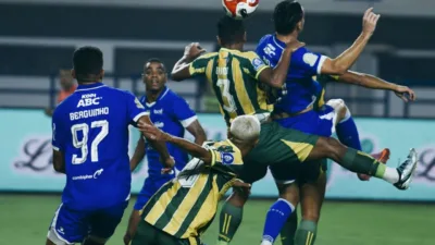 Update Klasemen BRI Super League Pekan 18 Persib Bertahan di Puncak, Persaingan Papan Atas Kian Membara