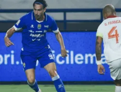 Hasil Persib Bandung vs Malut United: Maung Bandung Menang 2-0, Rekor Kandang Masih Sempurna