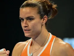 Maria Sakkari Hentikan Dominasi Swiatek, Comeback Sensasional di Perempat Final Doha