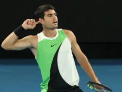 Pecah Telur di Melbourne! Carlos Alcaraz Juara Australia Open 2026: Djokovic Tumbang, Sejarah Baru Tenis Dunia Tercipta