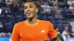 Unggulan Pertama Auger-Aliassime Tembus Perempat Final Dubai, Medvedev Singkirkan Wawrinka