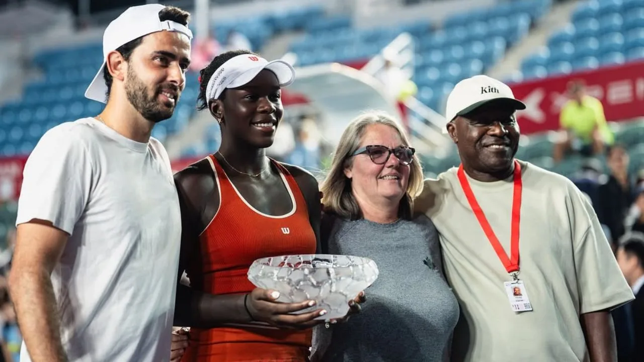 Usai Tembus Top 10 Dunia, Cedera Siku Datang, Victoria Mboko Mundur dari Dubai Championships 2026