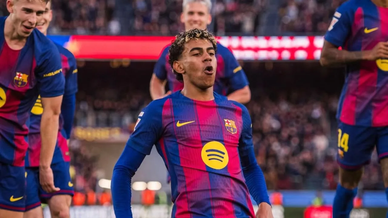 Yamal & Lewandowski Bersinar, Barcelona Menjauh Dari Real Madrid Usai Tekuk Mallorca 3-0 di Camp Nou