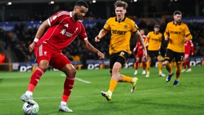 Klasemen Liga Inggris Usai Laga Liverpool Tadi Malam Arsenal Masih Kokoh, Persaingan Top 5 Memanas