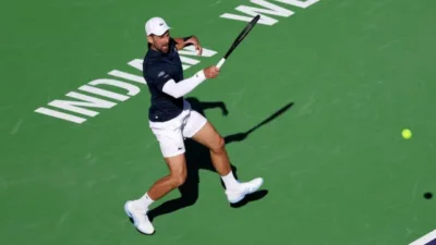 Novak Djokovic Bangkit di Indian Wells, Menang Dramatis atas Kamil Majchrzak