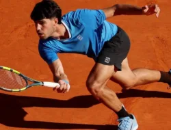 Carlos Alcaraz Mundur Dari Turnamen Roma dan Roland Garros 2026 Akibat Cedera