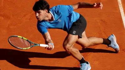 Carlos Alcaraz Mundur Dari Turnamen Roma dan Roland Garros 2026 Akibat Cedera
