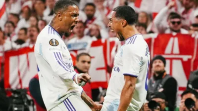 Hasil Aston Villa vs Freiburg The Villans Juara Liga Europa 20252026 Usai Menang Telak 3-0
