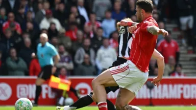 Hasil Nottingham Forest vs Newcastle United Drama Gol Akhir Selamatkan Tuan Rumah